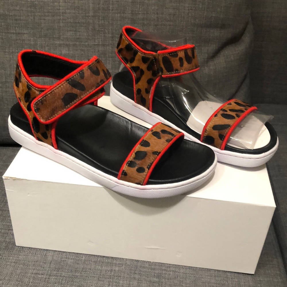 *new* woman’s sandals from A7EIJE